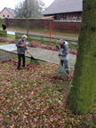 2013 11 23 Laubharkaktion beim Backhaus mit Erbsensuppe 007